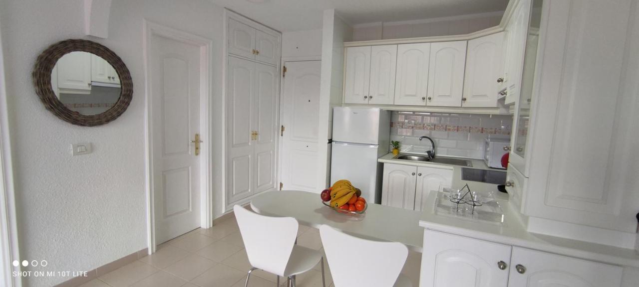 Precioso Apartamento Con Piscina Junto Al Mar Costa Del Silencio Bagian luar foto