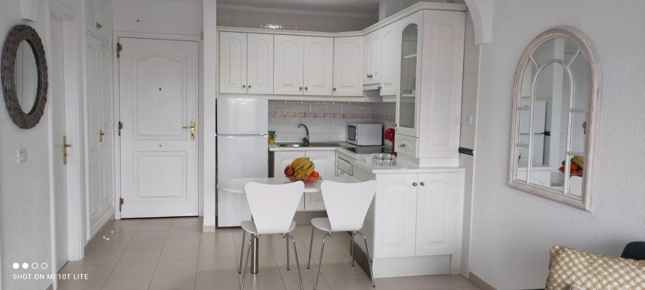 Precioso Apartamento Con Piscina Junto Al Mar Costa Del Silencio Bagian luar foto